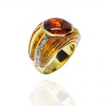 Anel com Diamantes e Topázio Ouro Amarelo